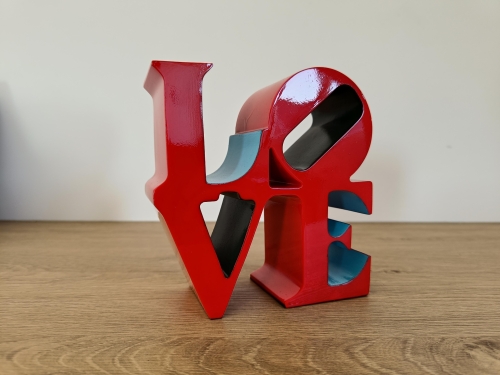 Robert Indiana - LOVE Sculpture