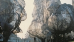 Christo Javacheff - Wrapped Trees- inclusief origineel stukje stof!