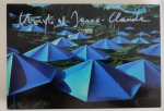 Christo Javacheff - Blue umbrella's - met origineel stofje