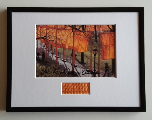 Christo Javacheff - Christo & Jeanne-Claude  The Gates  gesigneerde artcard met fabric