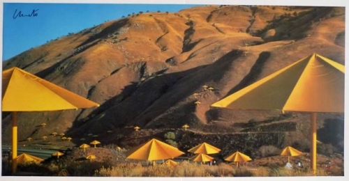 Christo Javacheff - The umbrellas USA 1991