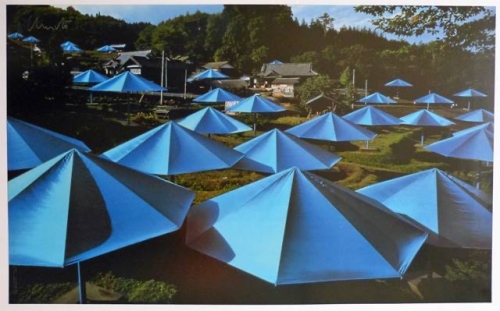 Christo Javacheff - Les parapluies Japon 1991