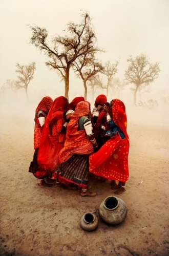 Steve McCurry - Dust Storm