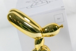 Jeff  Koons (after) - Seated Balloon Dog (Gold)