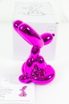 Jeff  Koons (after) - Zittende Ballonhond (Magenta)