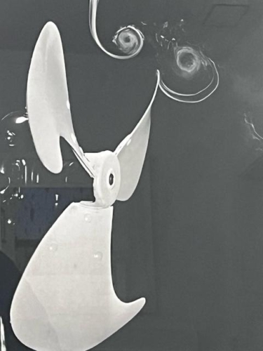 Harold Eugene Edgerton  - Ventilateur et tourbillons de fume