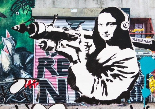 DEATH NYC  - DEATH NYC - Banksy - Mona Lisa with Bazooka