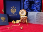 House of Faberge  - Keizerlijk ei - goud 24