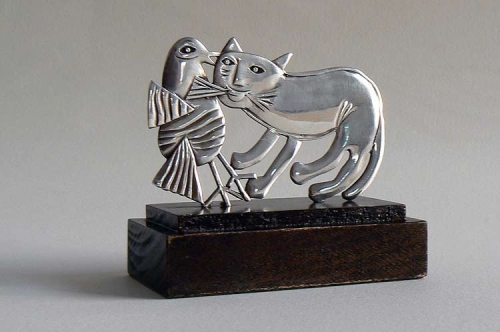 Guillaume Corneille - Sculptuur in zilver 925: Spelletjes tussen kat en vogel